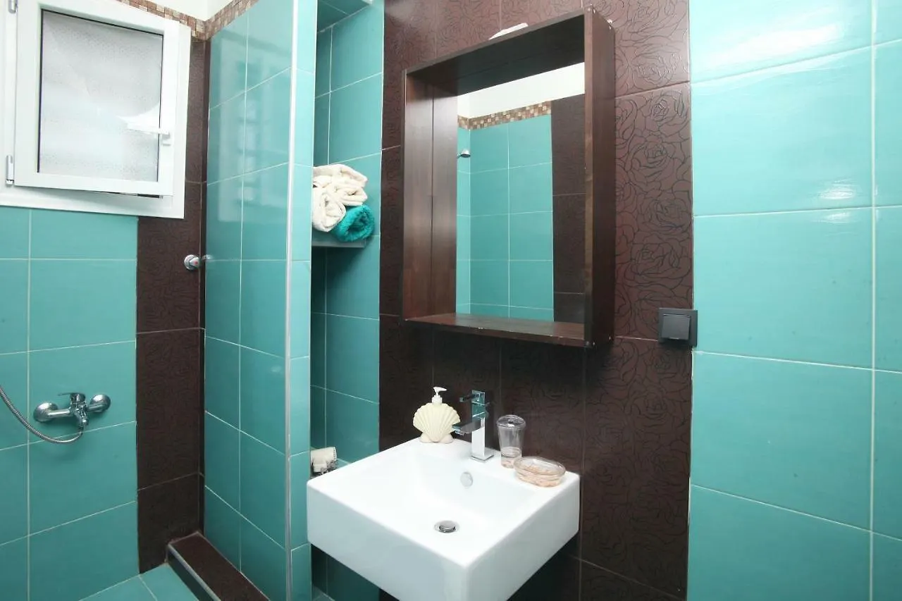 See To Sea Apartments Paralia Dionysiou 0*,  Greece