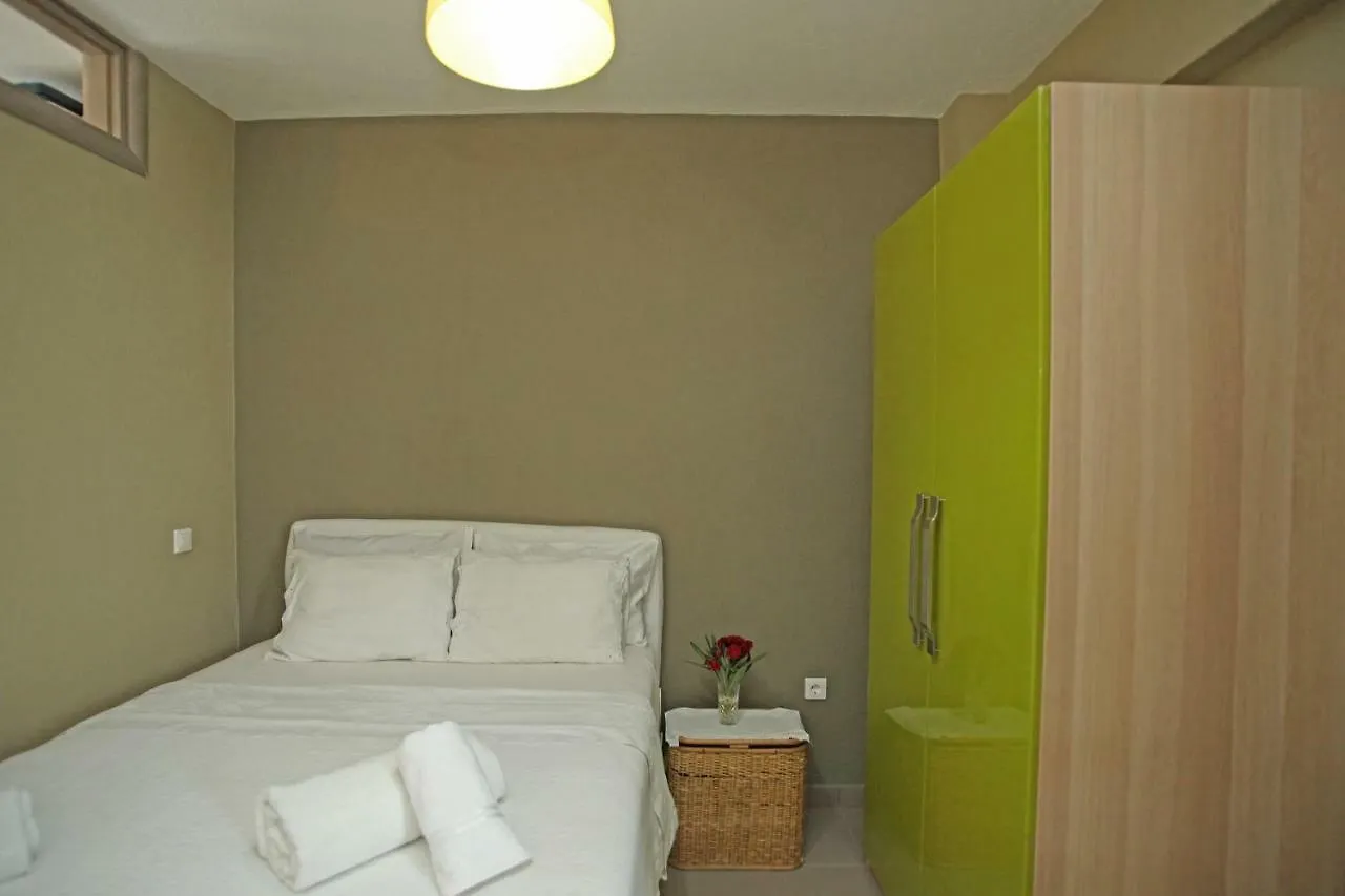 See To Sea Apartments Paralia Dionysiou